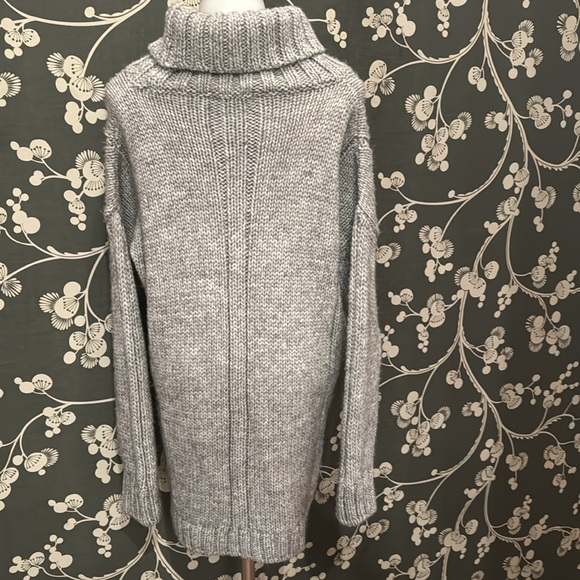 Elsamanda Cable Knit Turtleneck Sweater L - Picture 4 of 9